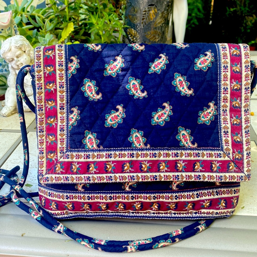 Vera Bradley vintage cross bag paisley roses southern bandana 🌹